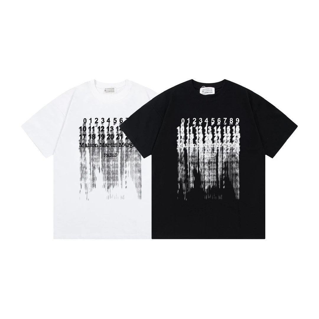 Maison Margiela Tabi Number 6 Washed Black T-Shirt - 8