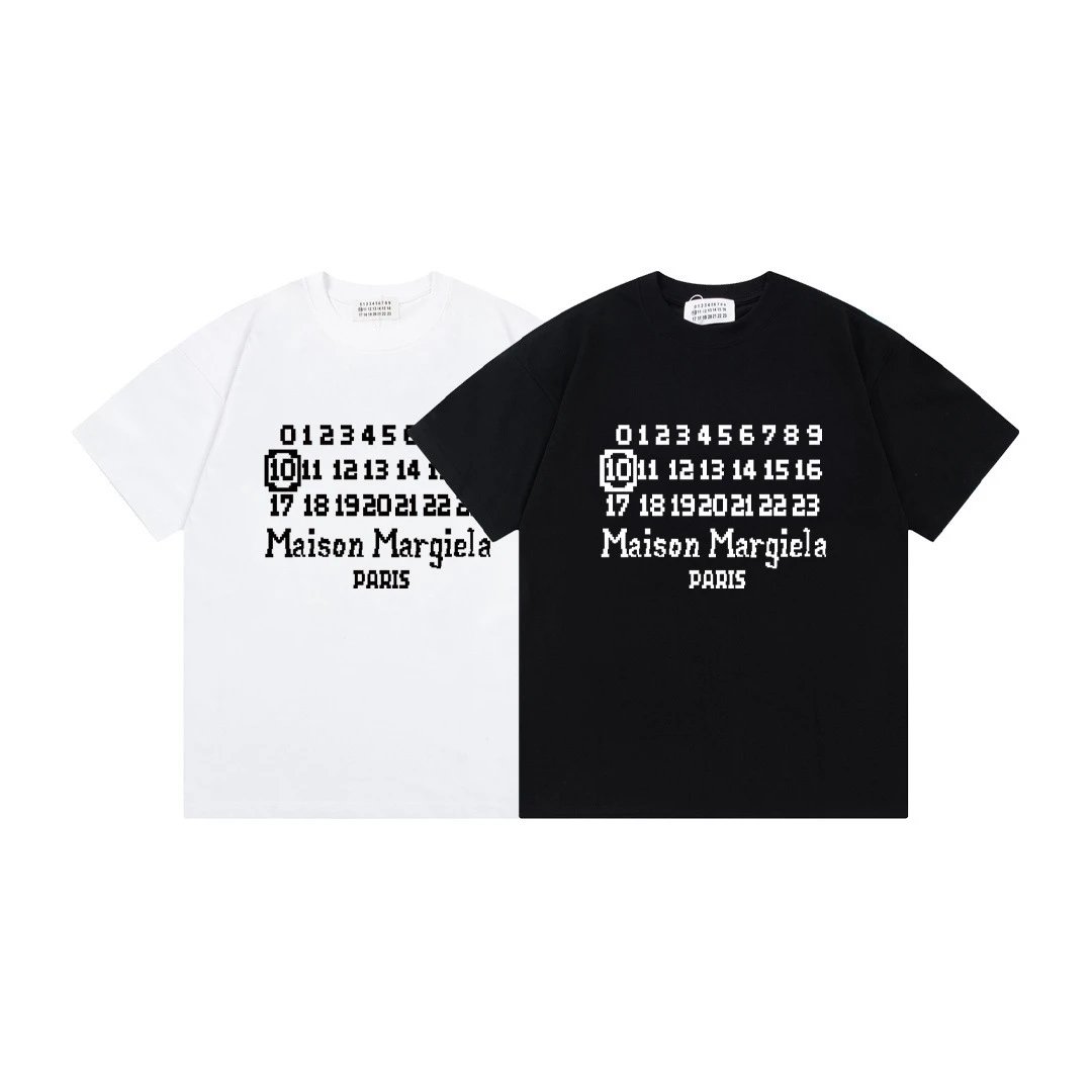 Maison Margiela Tabi Number 6 Washed Black T-Shirt - 9