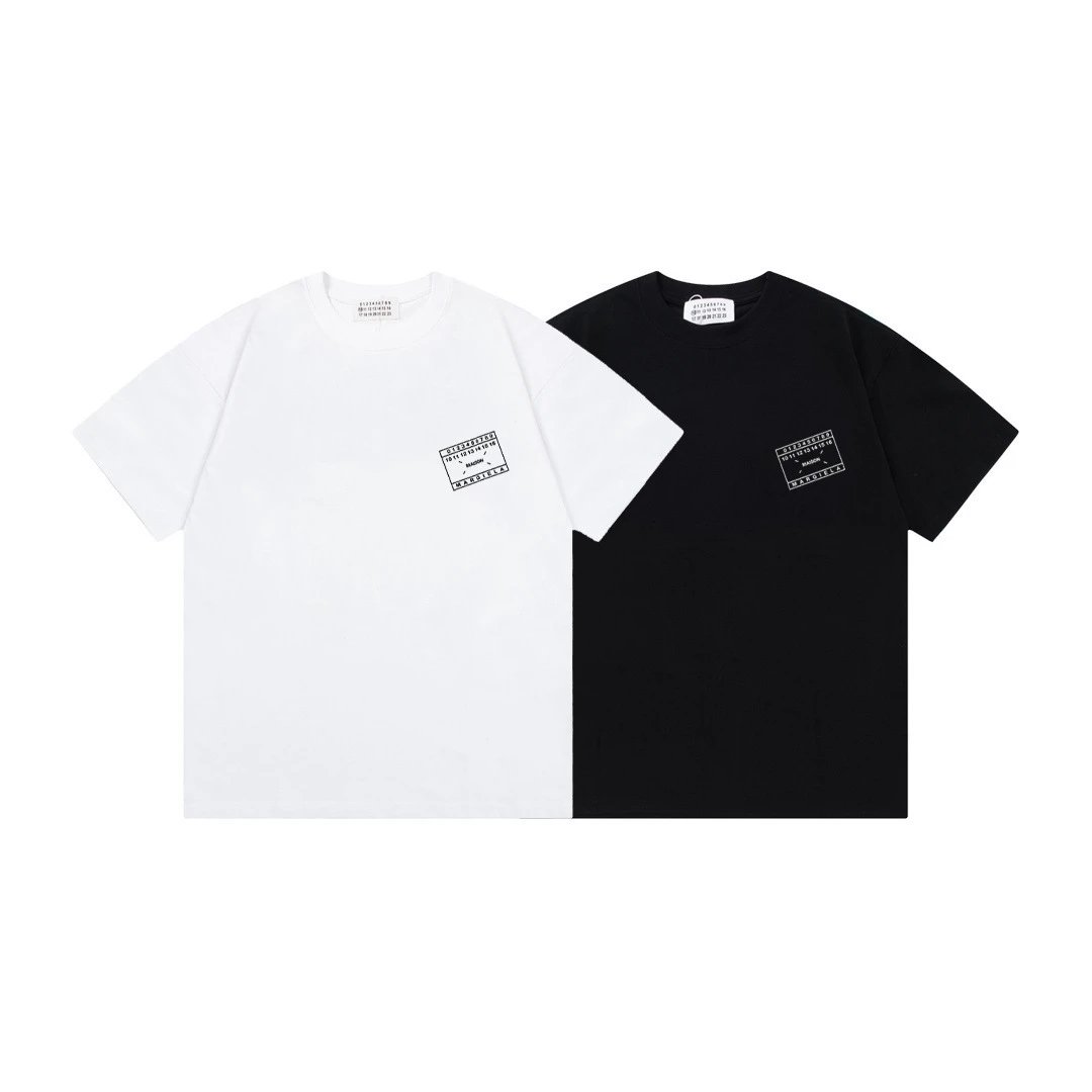 Maison Margiela Tabi Number 6 Washed Black T-Shirt - 25