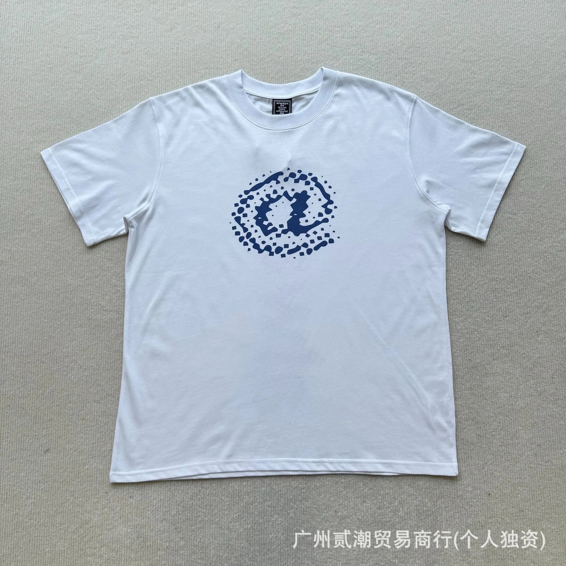 AD18 White