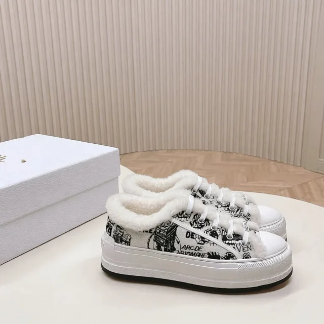 Dior Sneakers Fleece-Lined Platform Low-Top product detail image 2