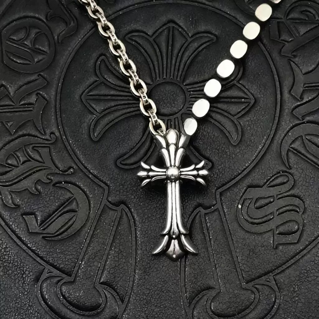 Double-Layer Cross Letter Chain (Fixed Style)