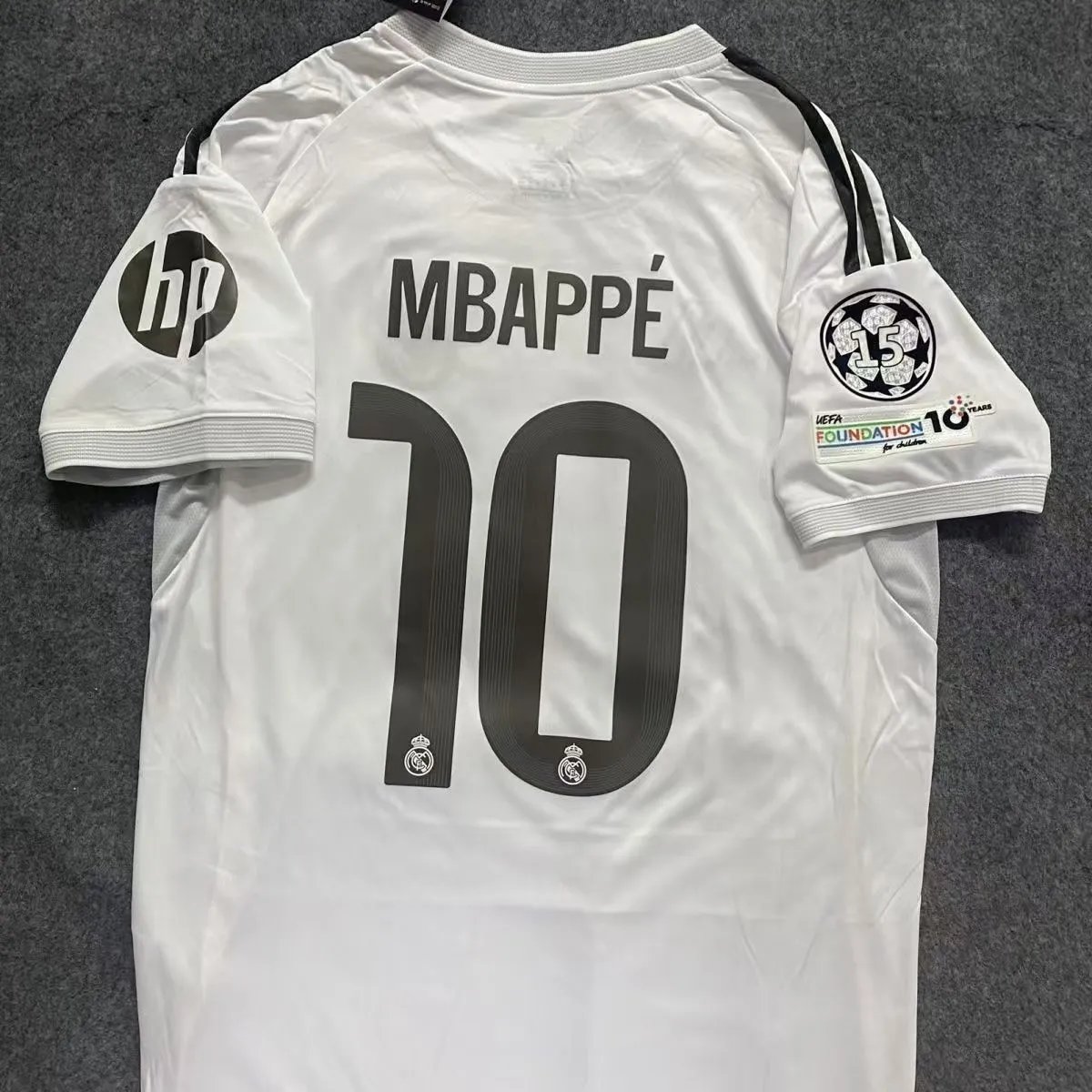 Real Madrid 2014-15 UEFA Champions League Third Kit Valverde #8 Jersey - 5