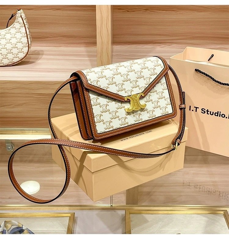 Design I.T Studio.HK C-Logo Crossbody Bag Olive Green with Tan Leather Trim Crossbody Bags - 15