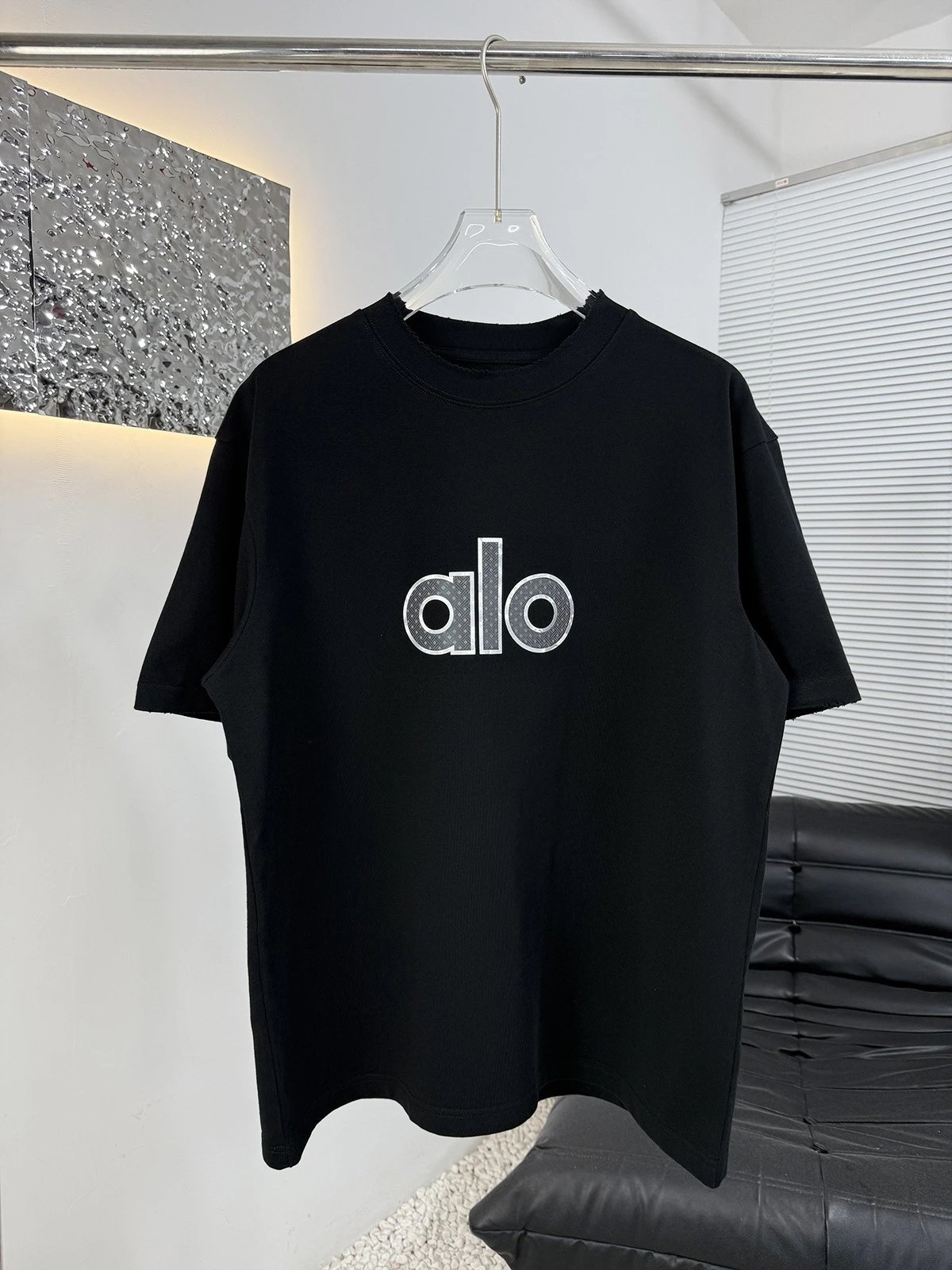 Lululemon EST.1998 Graphic T-Shirt Black - 29