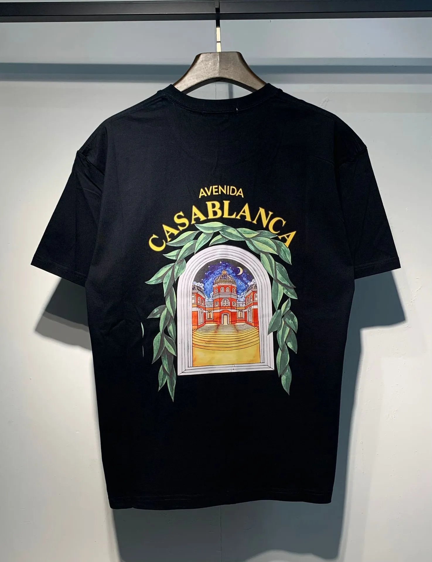 Casa Équipement Sportif Graphic Print White T-Shirt - 40