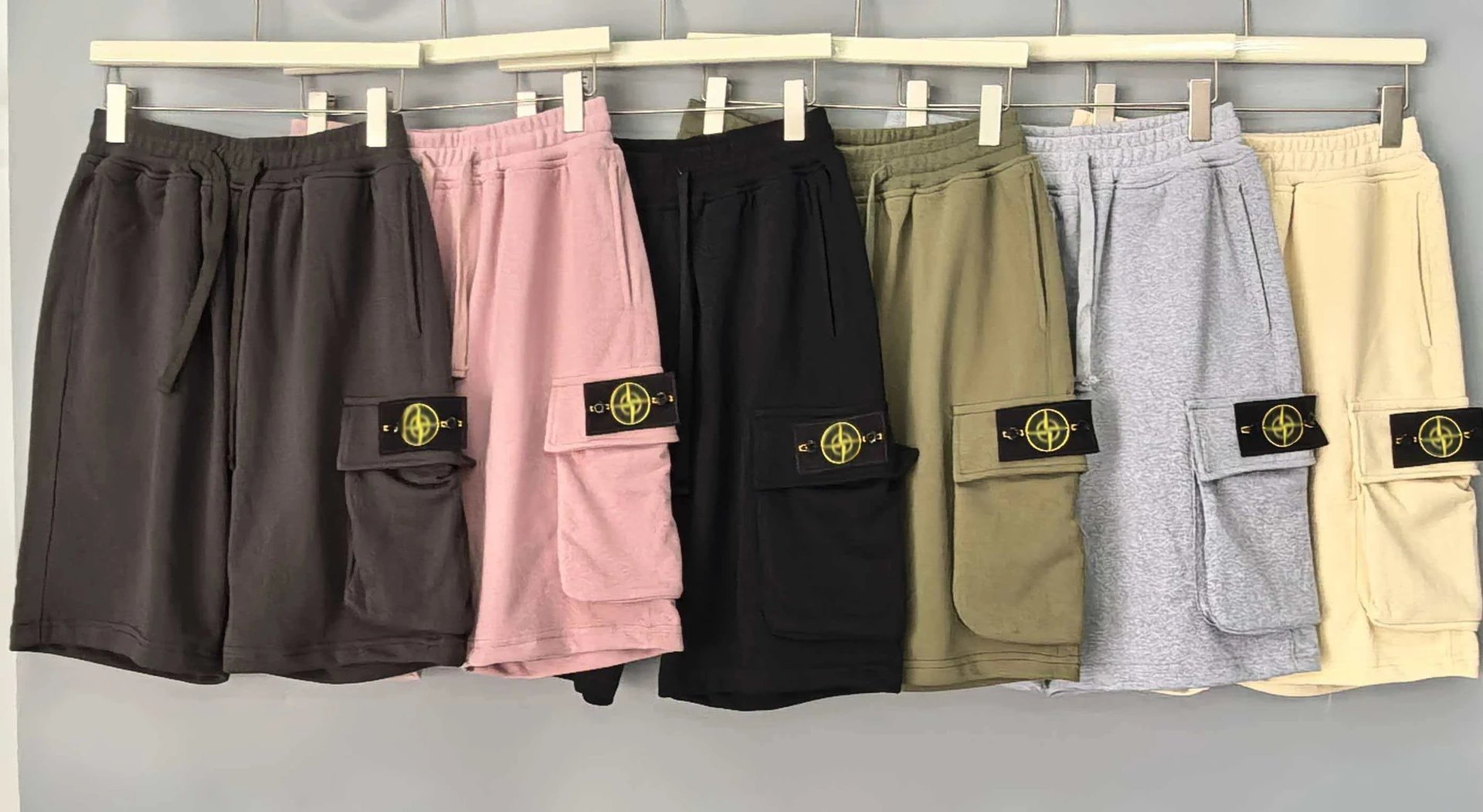 Stone Island Cargo Shorts Black - 3