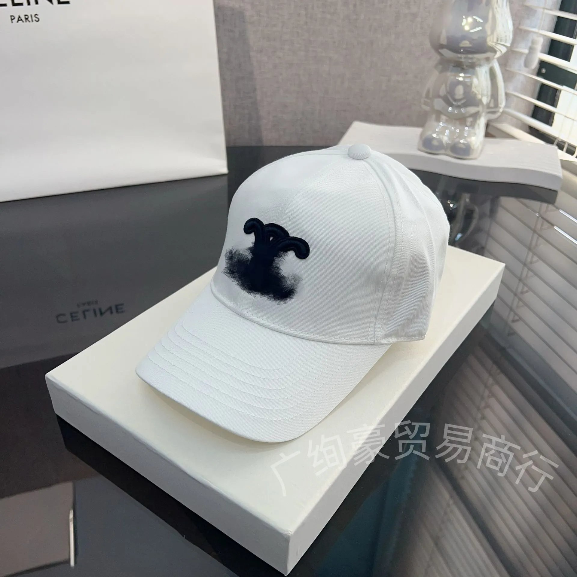 Design Abstract Ink Print White Baseball Cap - 10