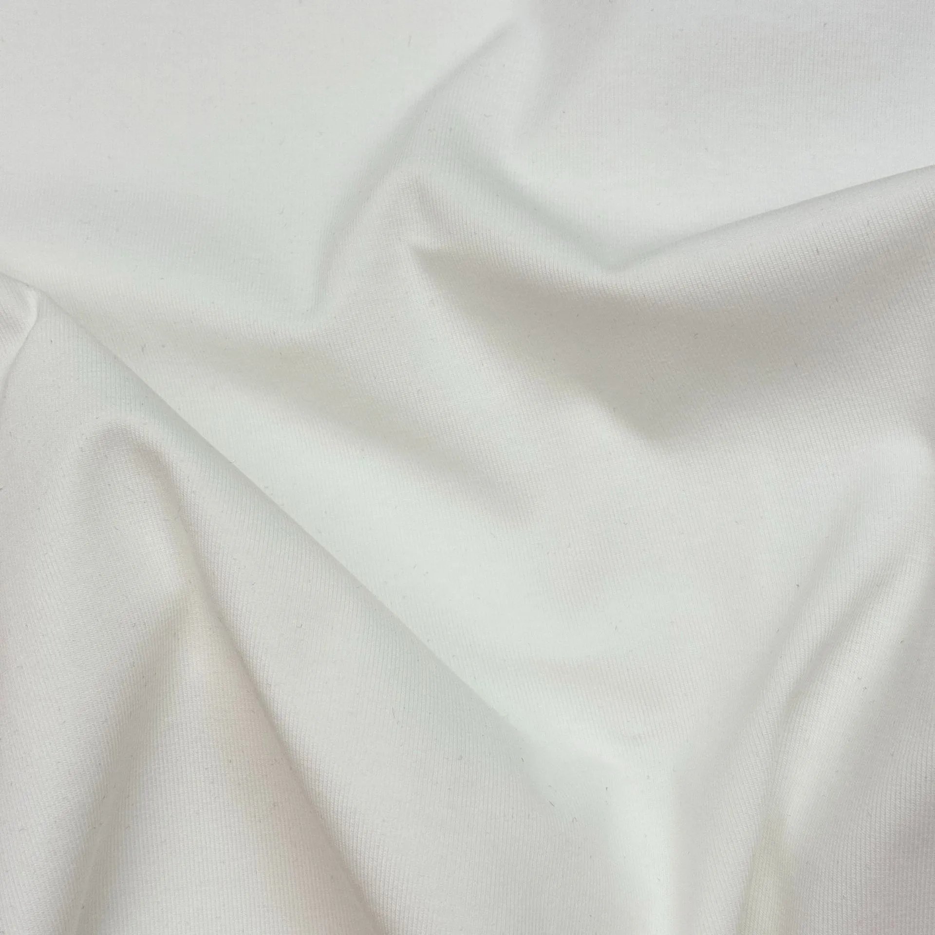 Design Minimalist Logo Box T-Shirt White - 16