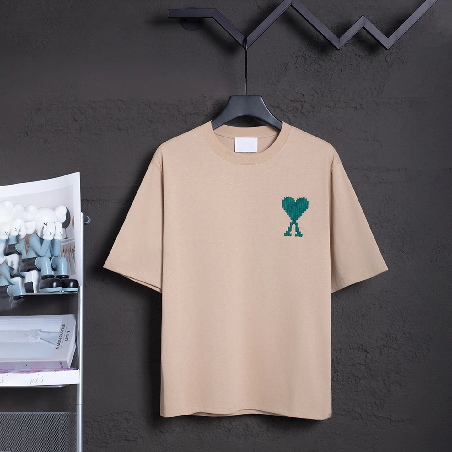 Ami Paris Heart Logo Beige T-Shirt - 10