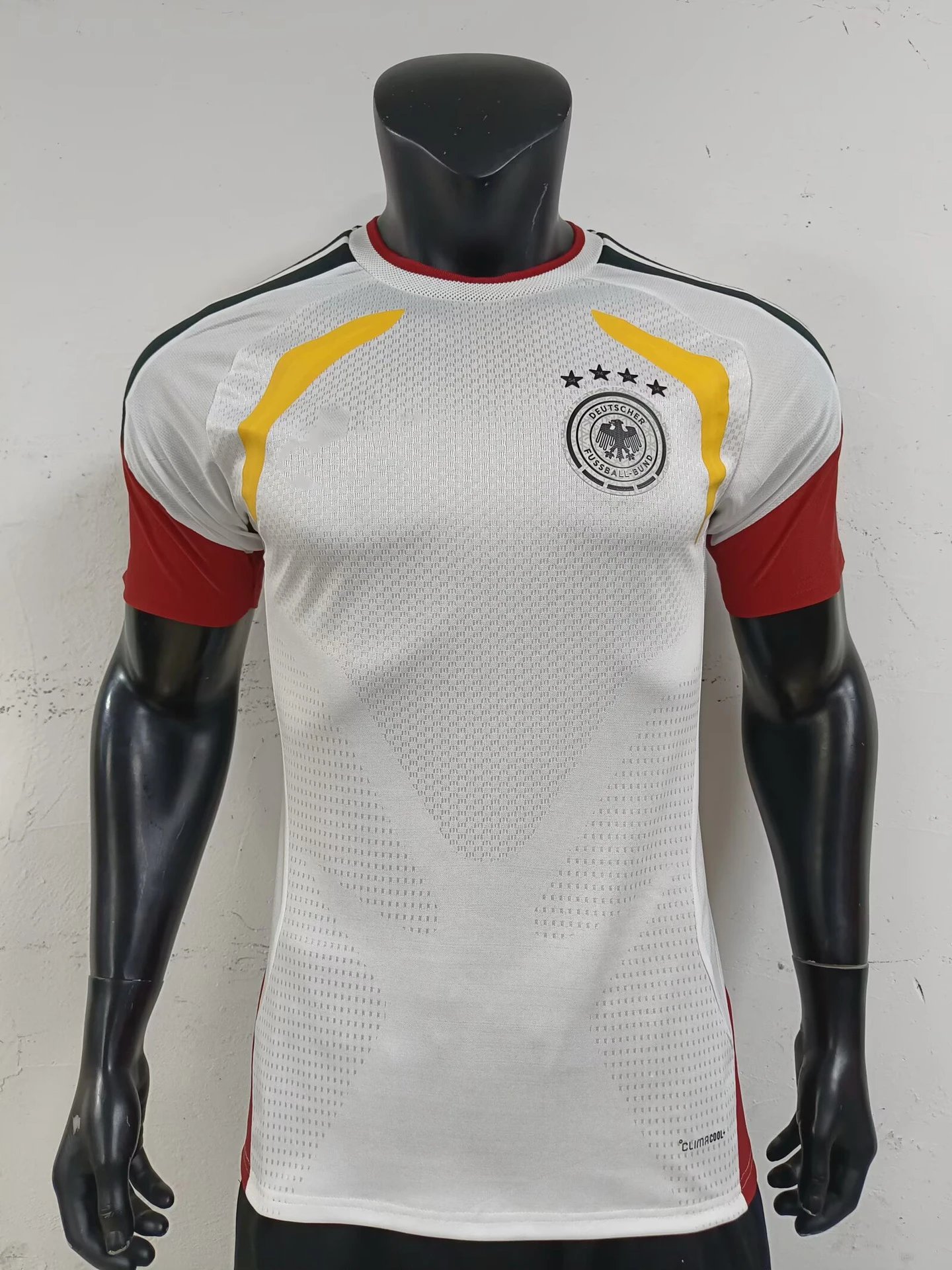 Flamengo 2024 Away Jersey White / Red / Black - 12