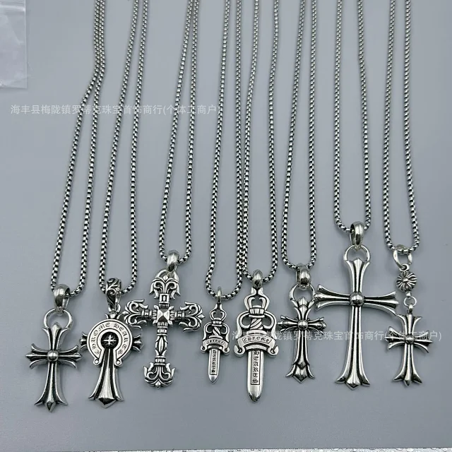 Chrome Hearts Jewelry Cross Pendant Necklace product detail image 1