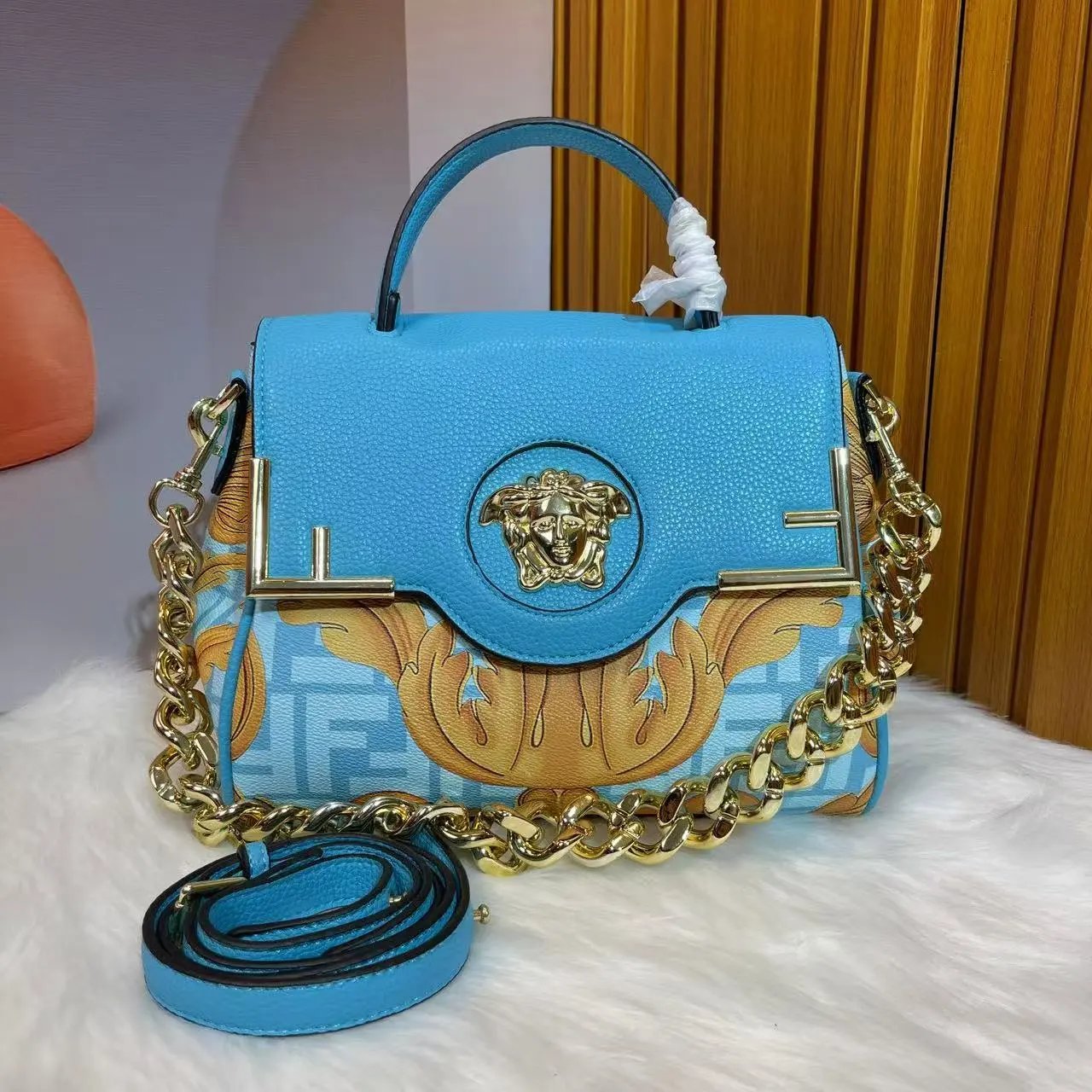 Versace La Medusa Chain Bag Black and Gold Baroque Print Handbag - 5