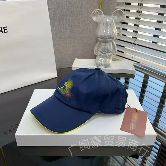Unbranded Hats Embroidered Baseball Cap with Contrast-Trim Brim product detail image 7
