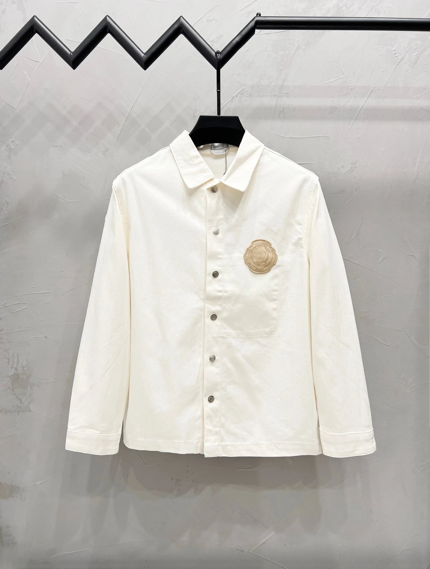 Design Utility Shirt Beige Embroidered Patch White Shirt Tops Shirt - 1