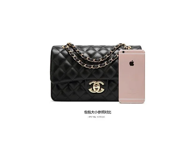 Chanel Shoulder Bags Quilted flap chain bag with interlocking CC turn-lock product detail image 9