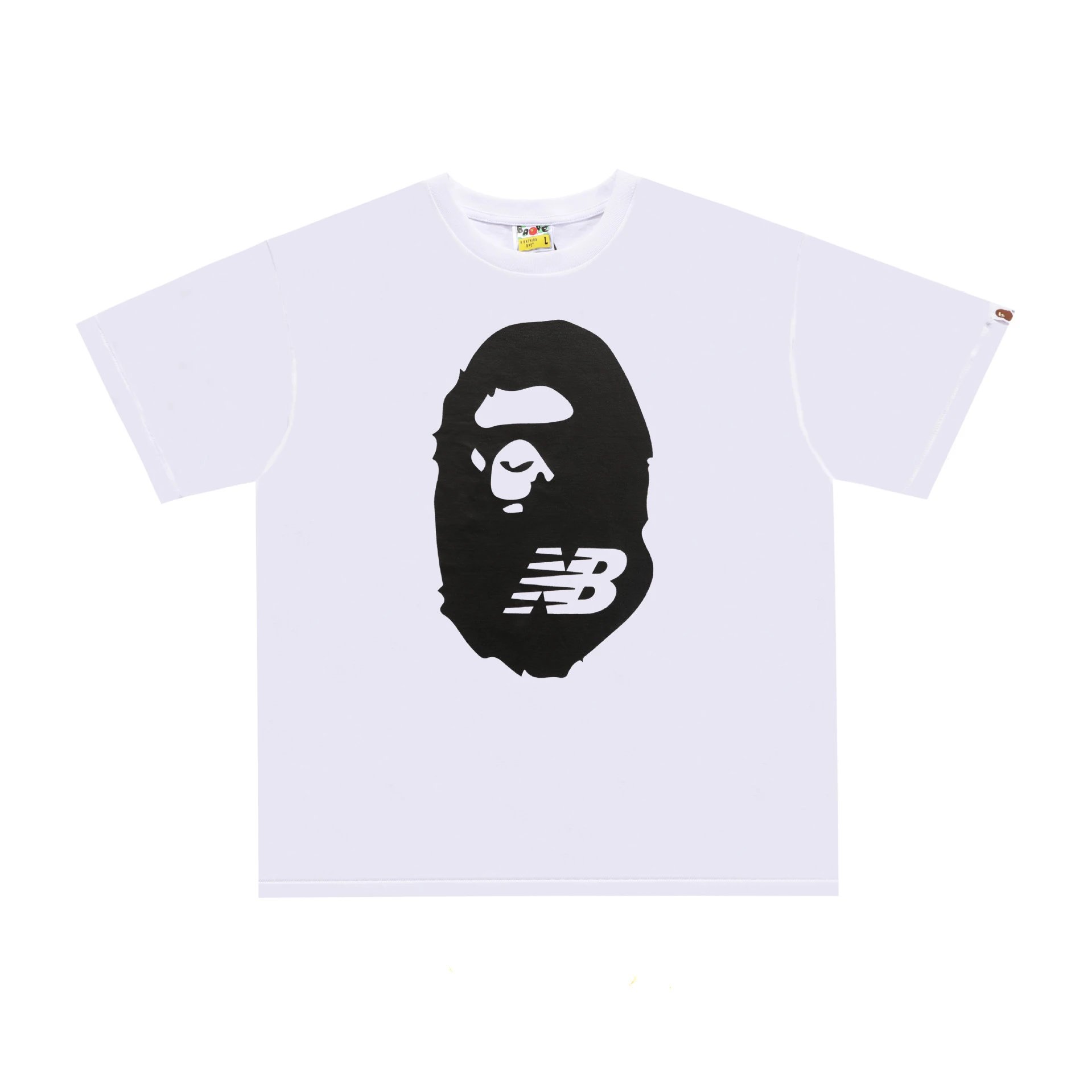 A BATHING APE T-Shirts Short-Sleeve Head Logo Graphic — D053 white