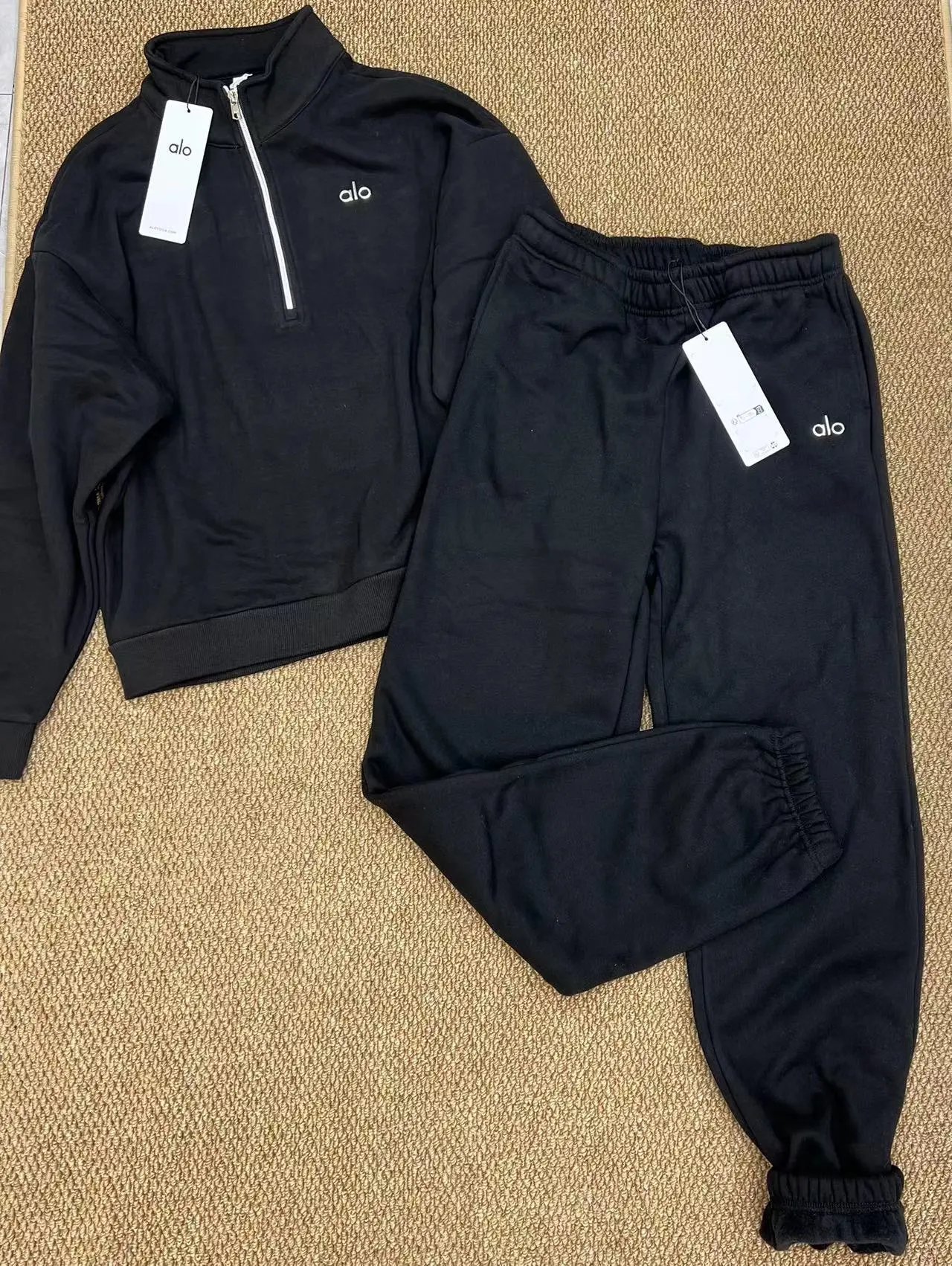 Alo Yoga Essential Crewneck Sweatshirt and Jogger Set Sky Blue - 12
