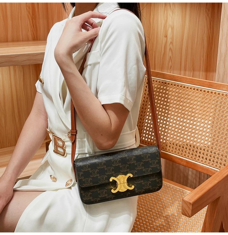 Design I.T Studio NK White Saddle Bag with Gold Hardware Crossbody Bags - 6