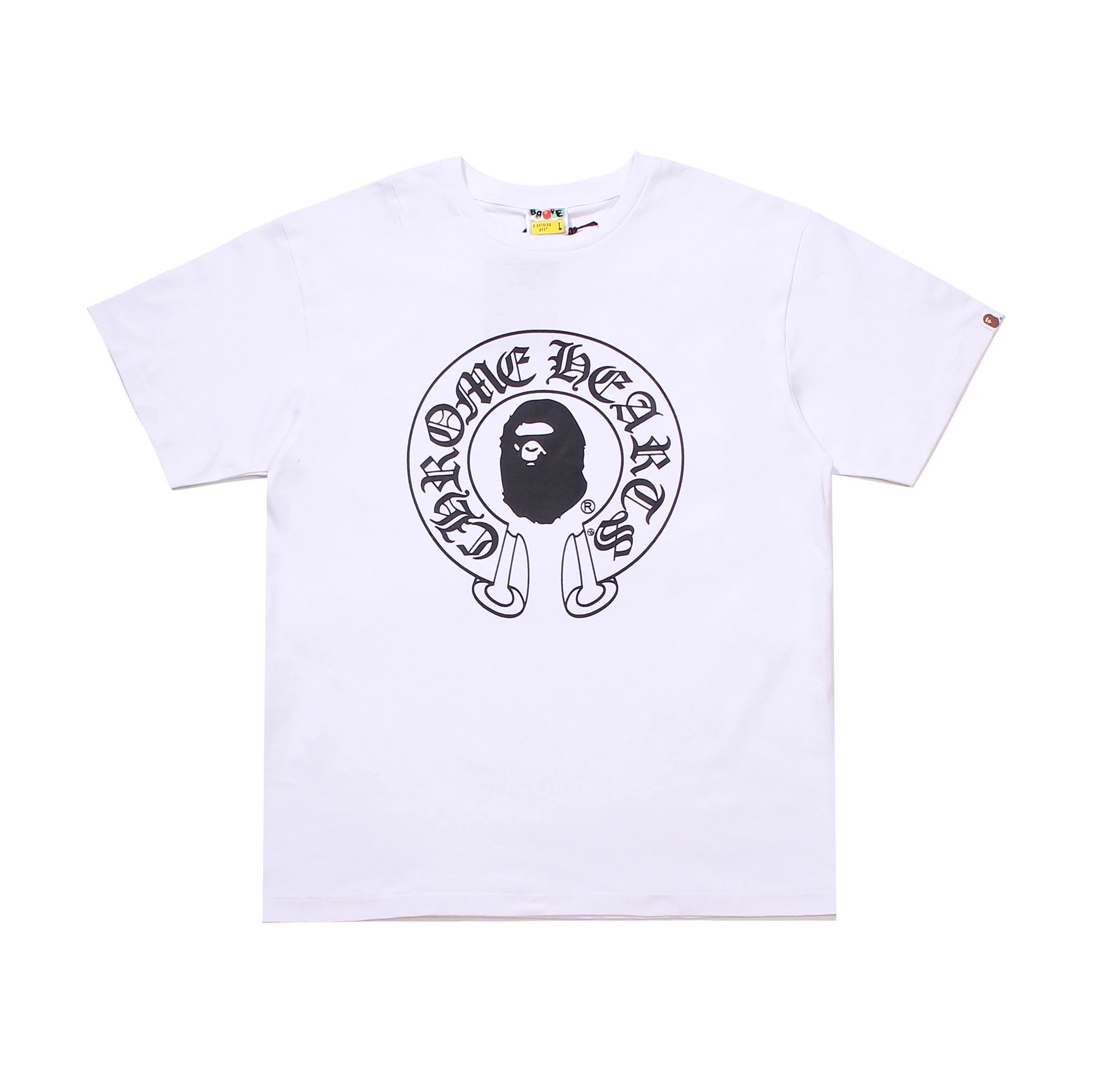 A BATHING APE T-Shirts Short-Sleeve Head Logo Graphic — D031 white