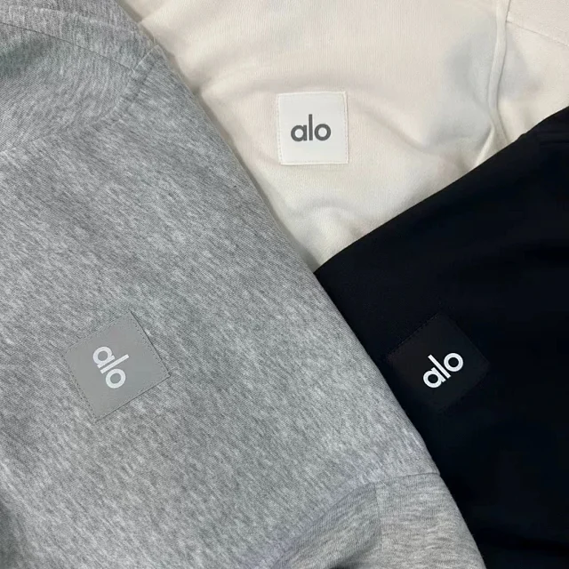 Alo Hoodies & Sweatshirts Cropped zip-up hoodie product detail image 5