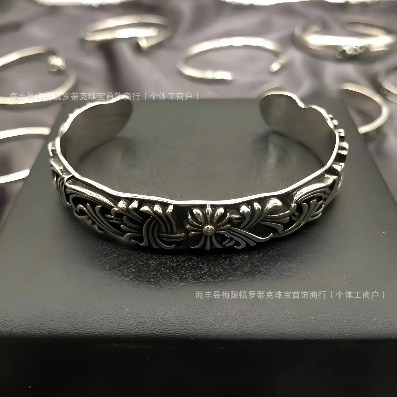 Design Handcrafted Floral Silver Cuff Bracelet Jewelry - 5