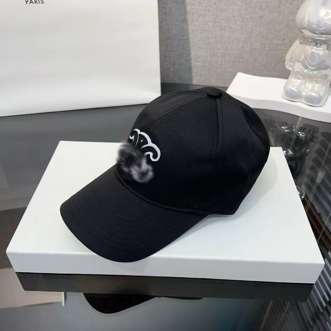 Black Baseball Cap W