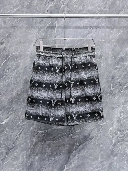 Louis Vuitton Monogram Spray Paint Effect Shorts Black / White - 1