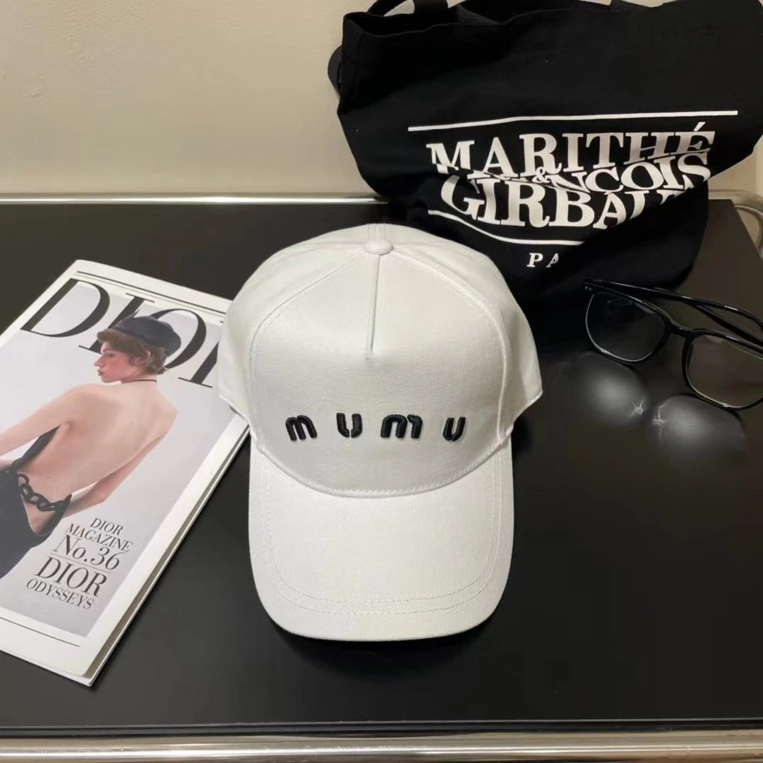 Miu Miu Embroidered Beige Baseball Cap - 5