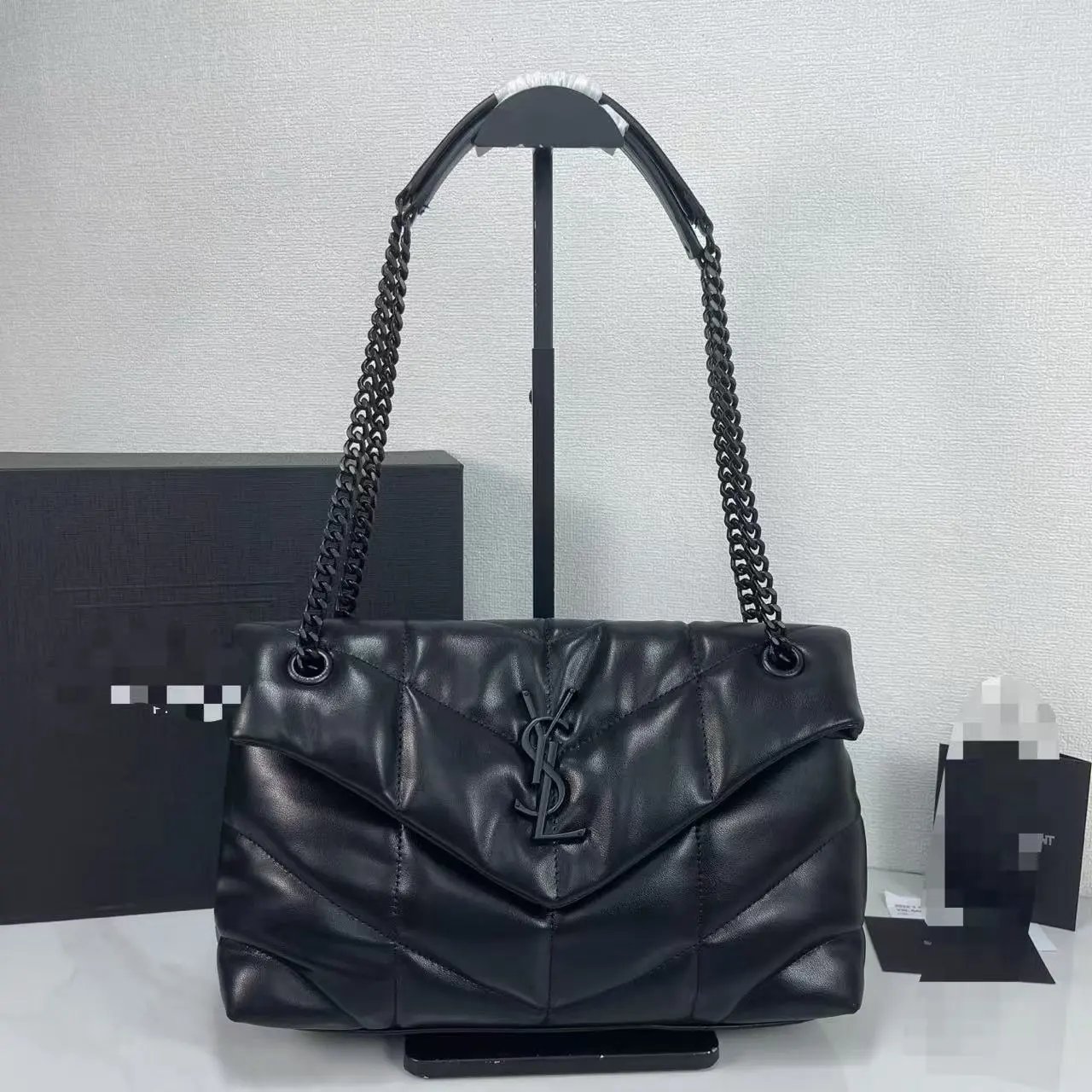 Saint Laurent Monogr