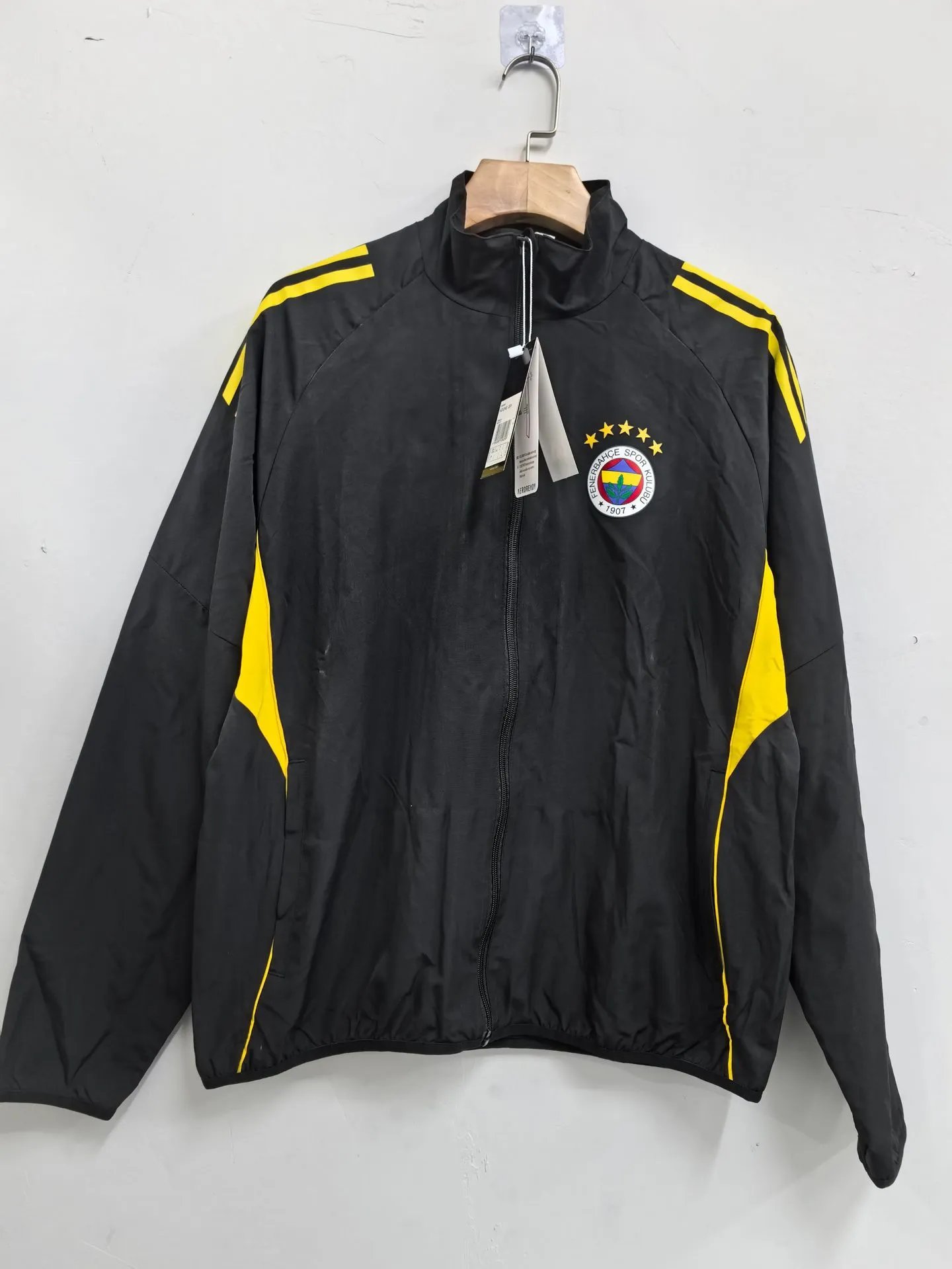 Design FC Bayern Munich 125th Anniversary Track Jacket White / Red Outerwear - 23