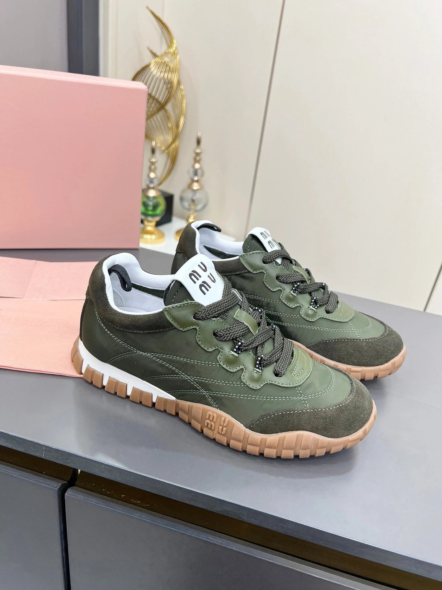 Miu Miu Runaway Sneakers Yellow Suede and Nylon - 9