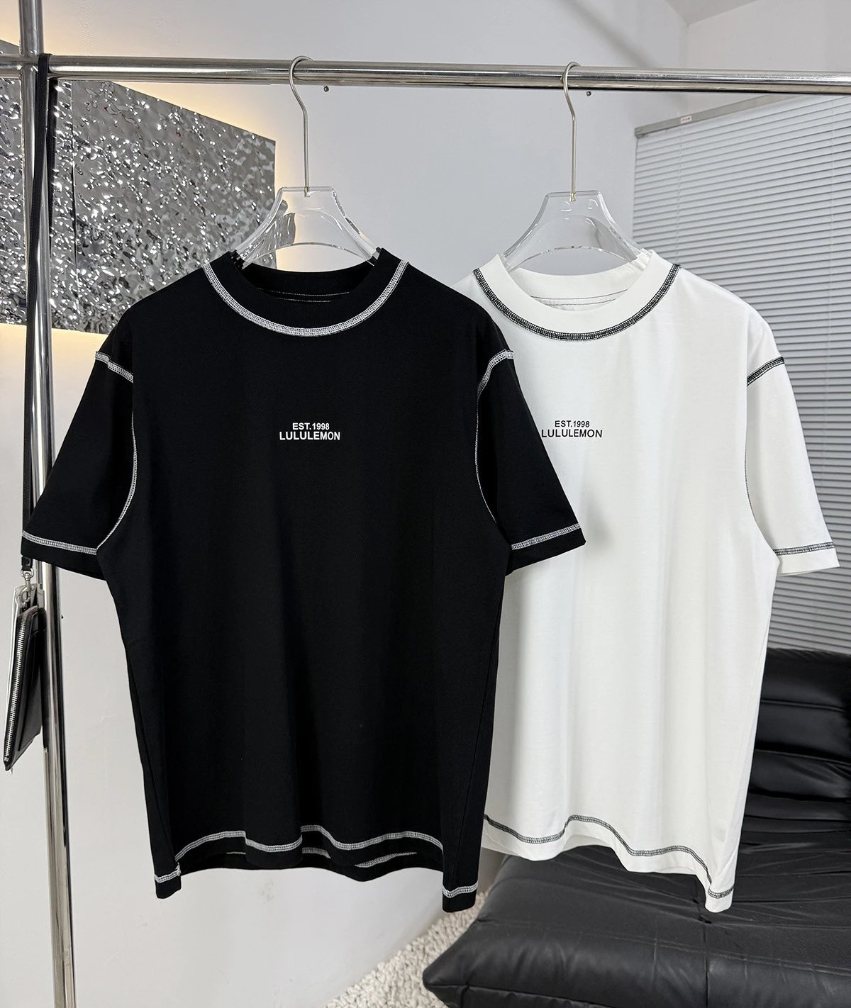 Lululemon EST.1998 Graphic T-Shirt Black - 22