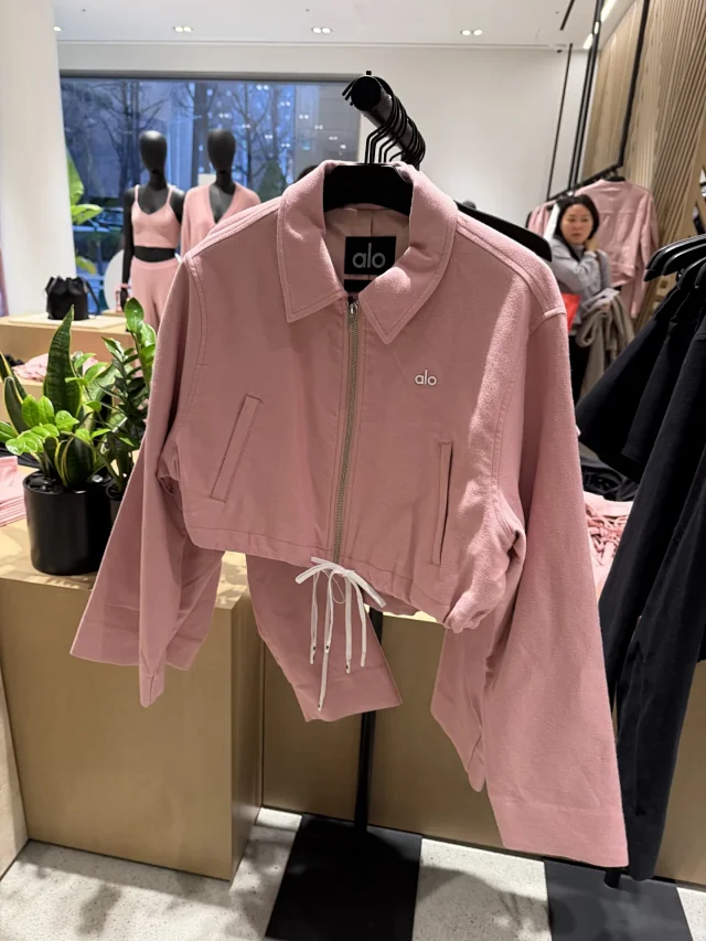Alo Matching Sets Cropped zip-up jacket and drawstring mini skirt set product detail image 23