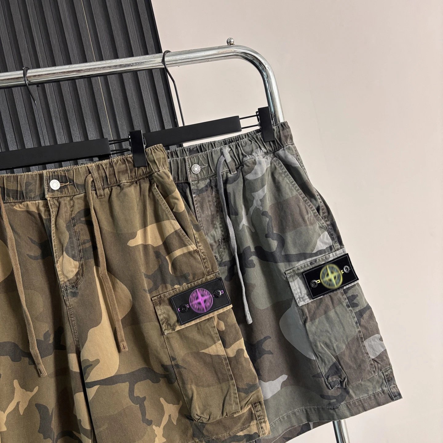 Stone Island Camo Cargo Shorts Army Green - 9