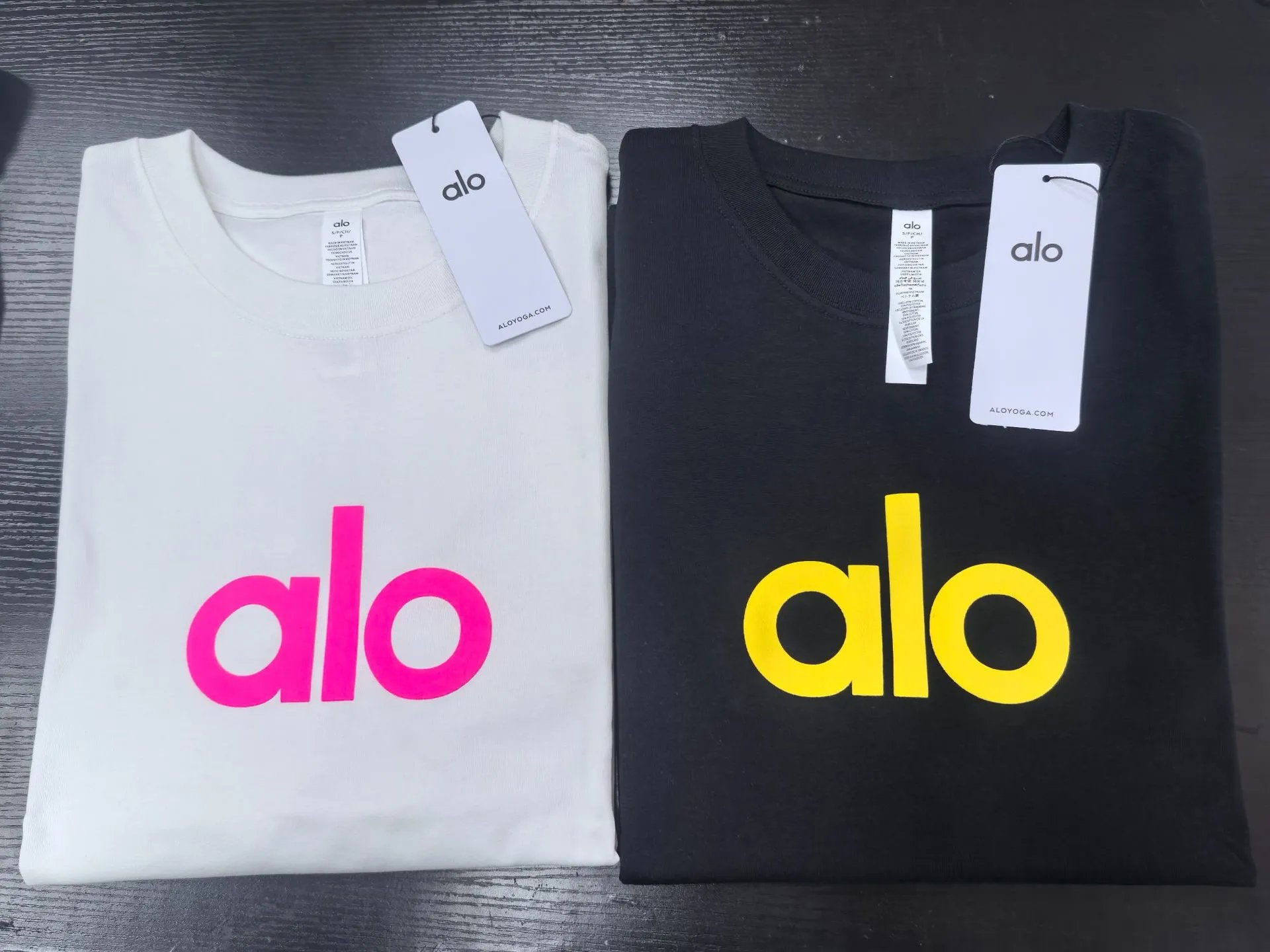 Alo Logo Graphic White T-Shirt - 6