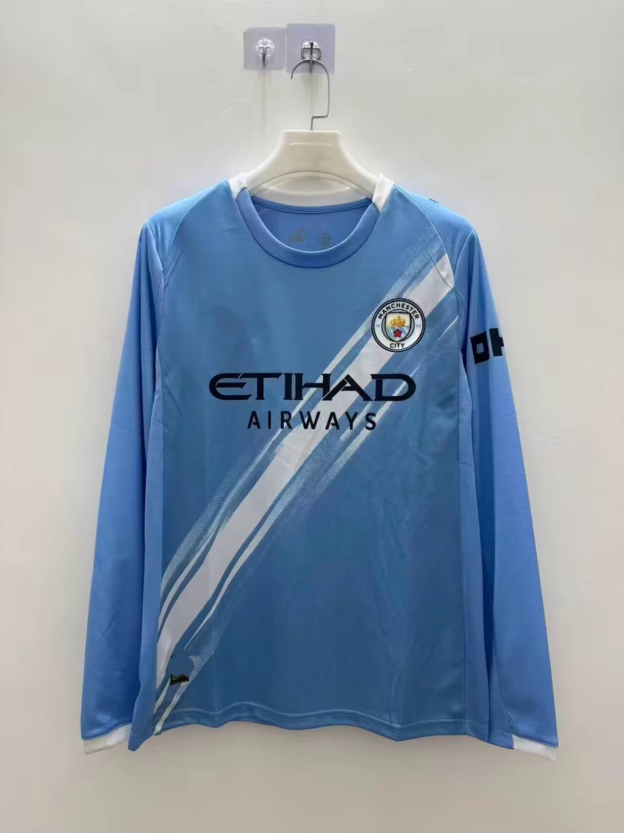 Design Grêmio 2024 Home Long-Sleeve Jersey Blue / Black Striped Jersey - 30