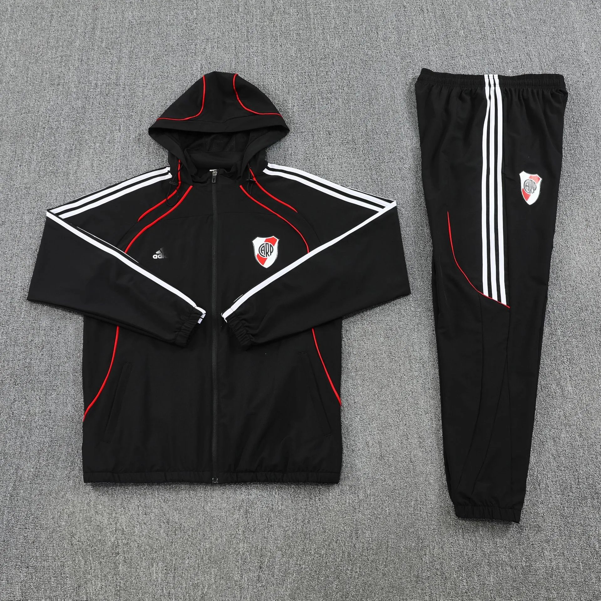 Adidas Manchester United Training Tracksuit Pink / Black - 10