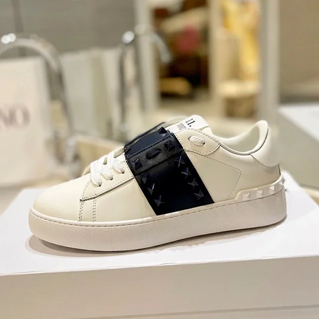 Unbranded Sneakers Low-Top Leather with Contrast Band and Pyramid Studs product detail image 3