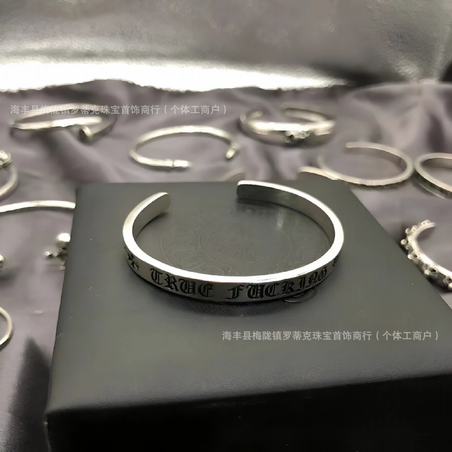 Design Handcrafted Floral Silver Cuff Bracelet Jewelry - 14