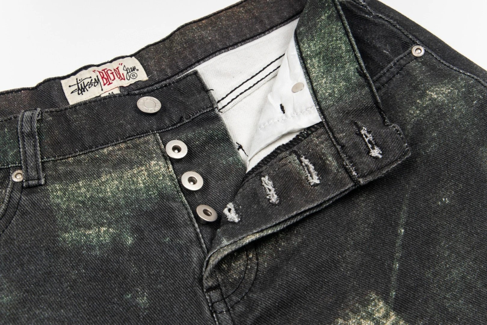 Stussy 4x4 Camo Mesh Shorts - 31