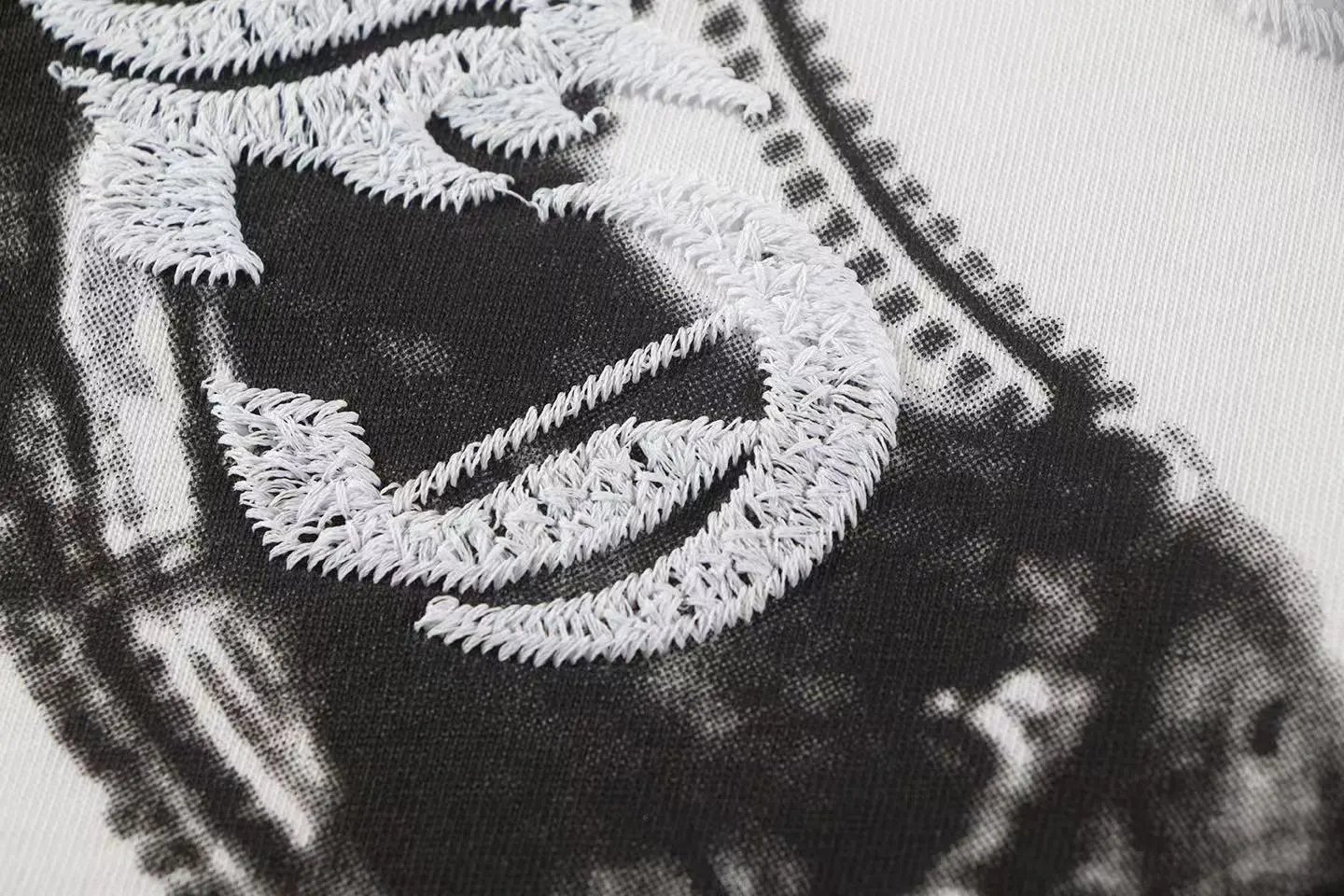 Design Crystal Embellished Splatter Print T-Shirt Black - 27
