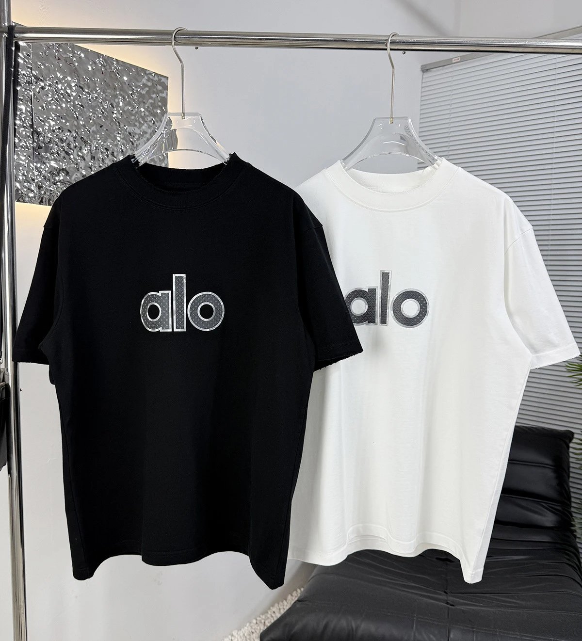 Lululemon EST.1998 Graphic T-Shirt Black - 28