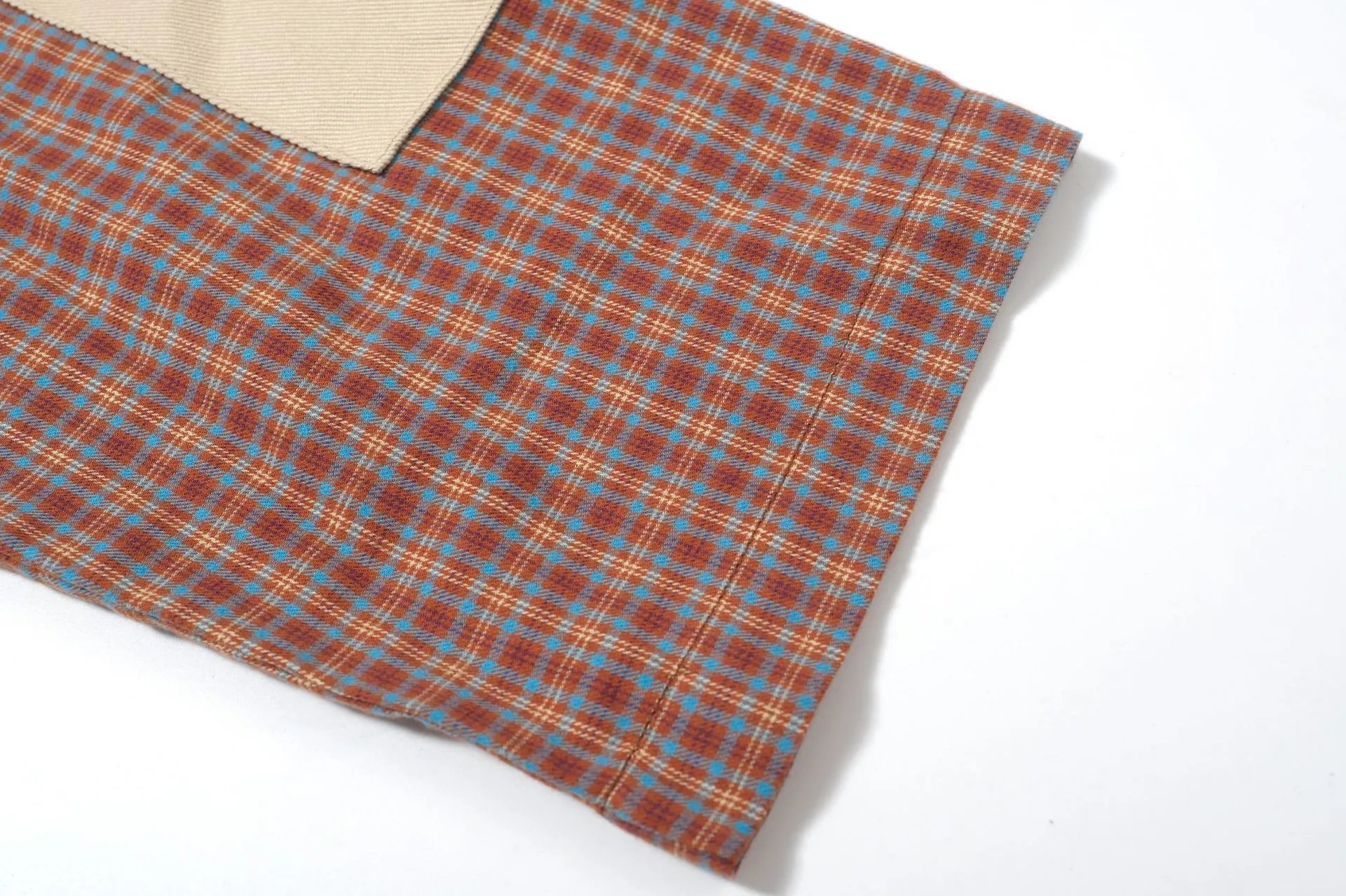 Acne Studios Plaid Shirt with Contrast Sleeves Red Beige - 20
