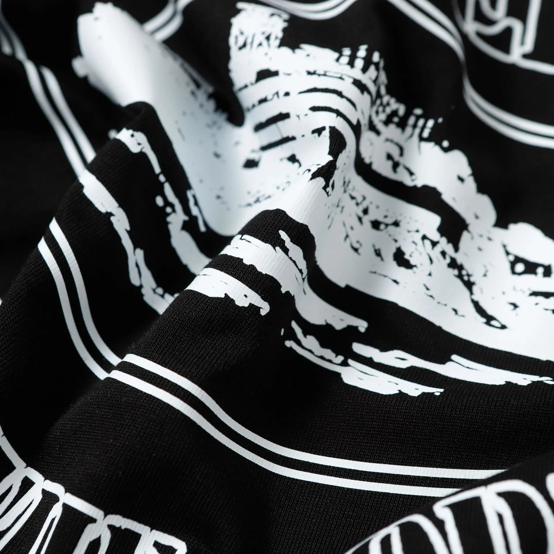 Design Dragon Coil Graphic Black T-Shirt - 13