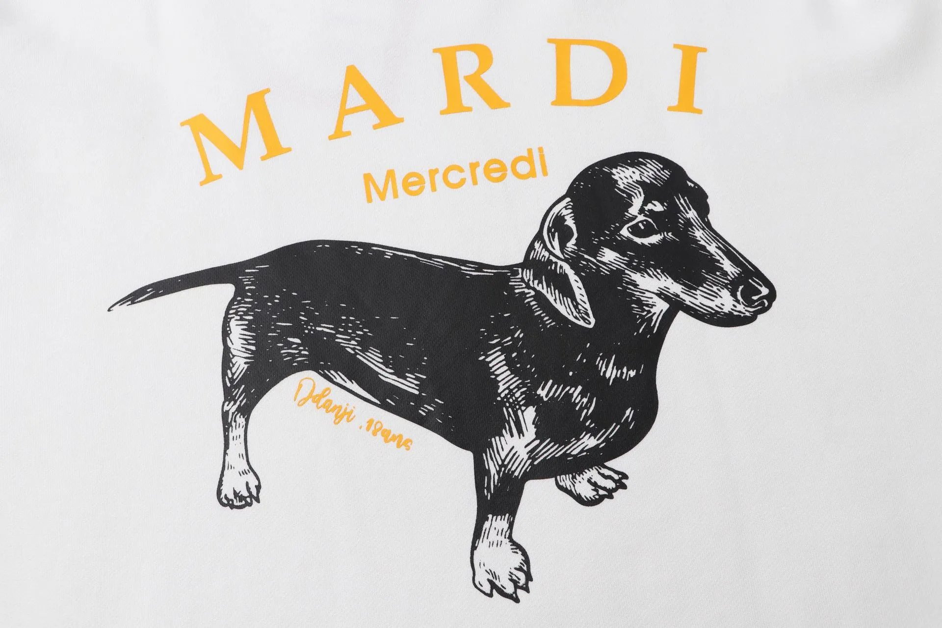 Mardi Mercredi Dachshund Graphic Gray Hoodie - 29