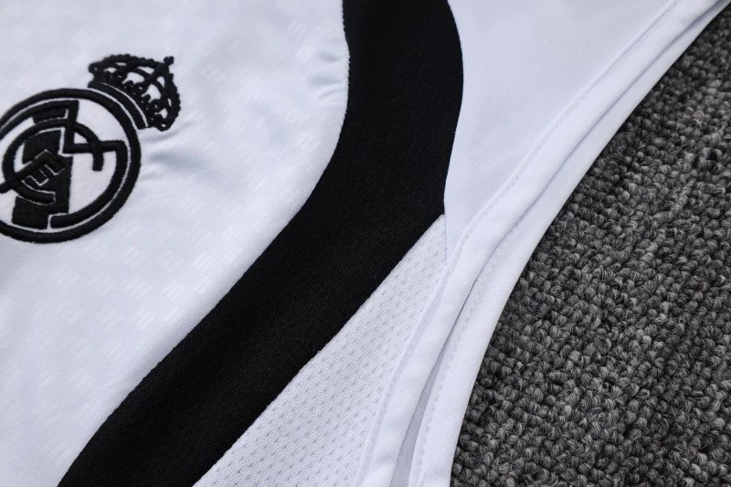 Flamengo Training Vest and Shorts Set White / Black / Gold - 6