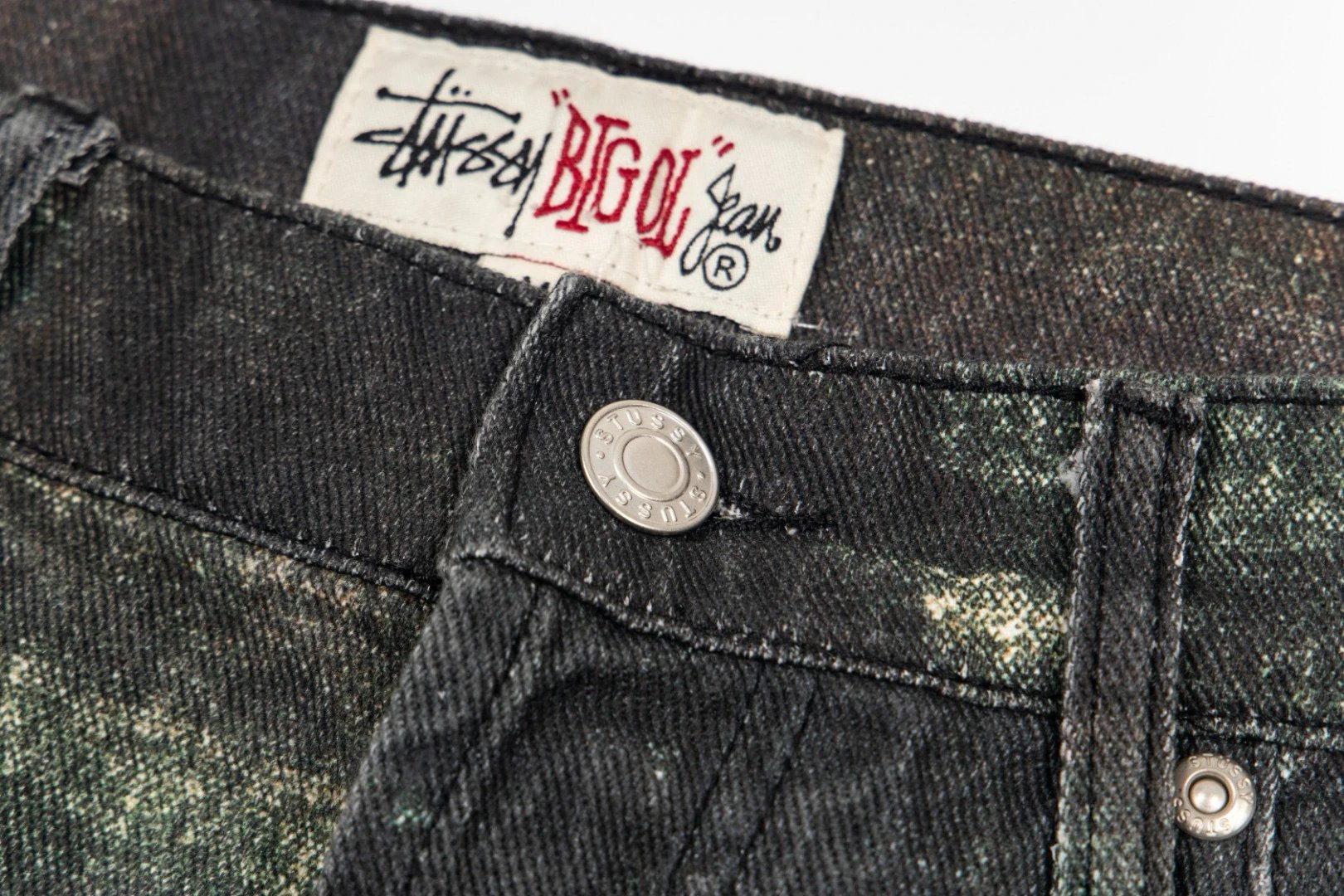Stussy 4x4 Camo Mesh Shorts - 35