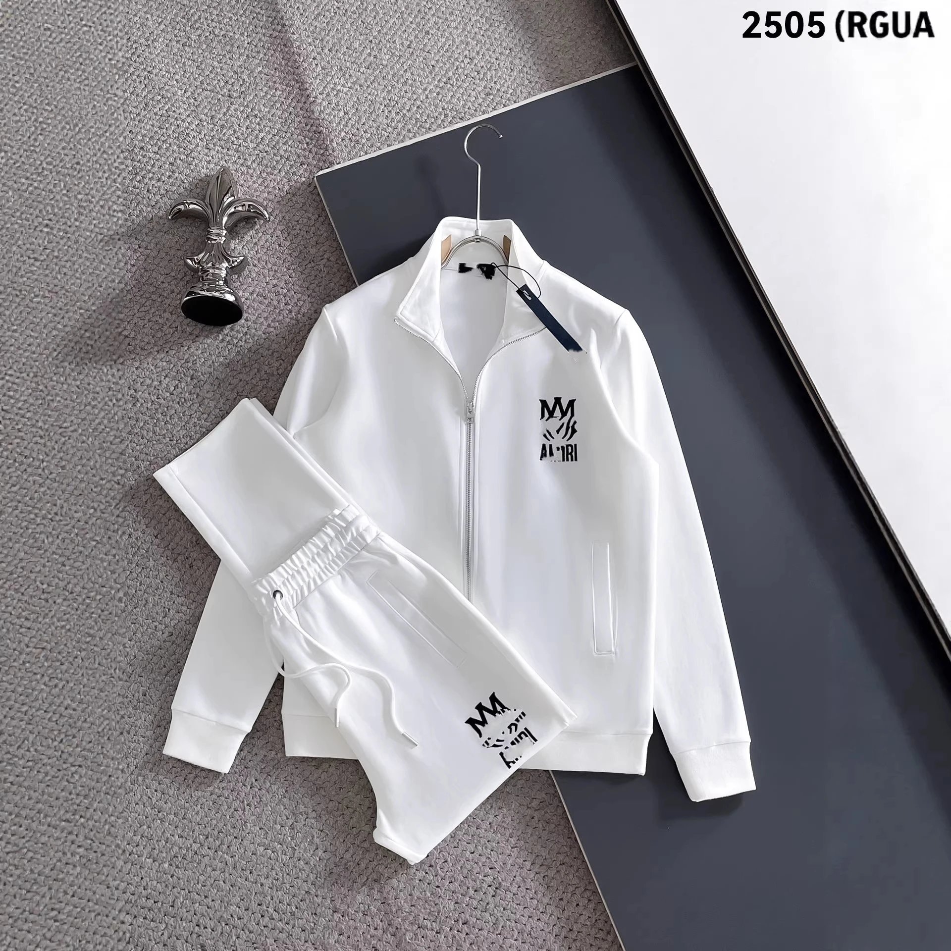 Unbranded Assorted zip-up tracksuit sets image 3