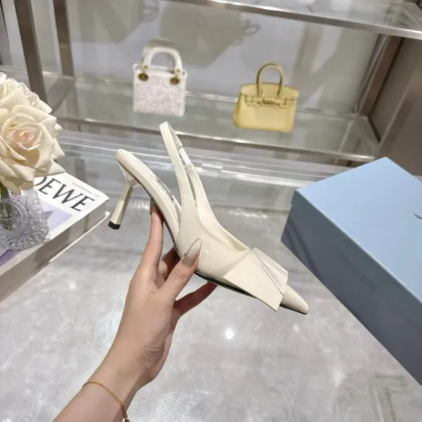 Loewe Bow Detail Slingback Heel in Cream - 1